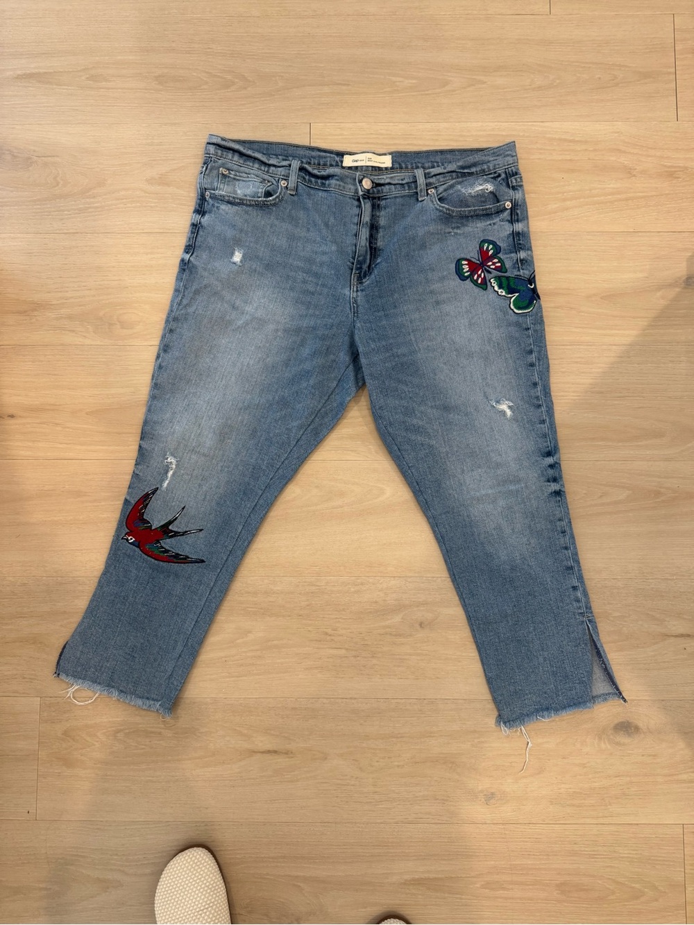 GAP Blue Cropped Jeans with Red Swallow and Multicolor Butterfly Patches